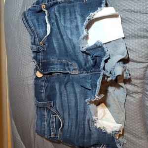Jeans booty shorts